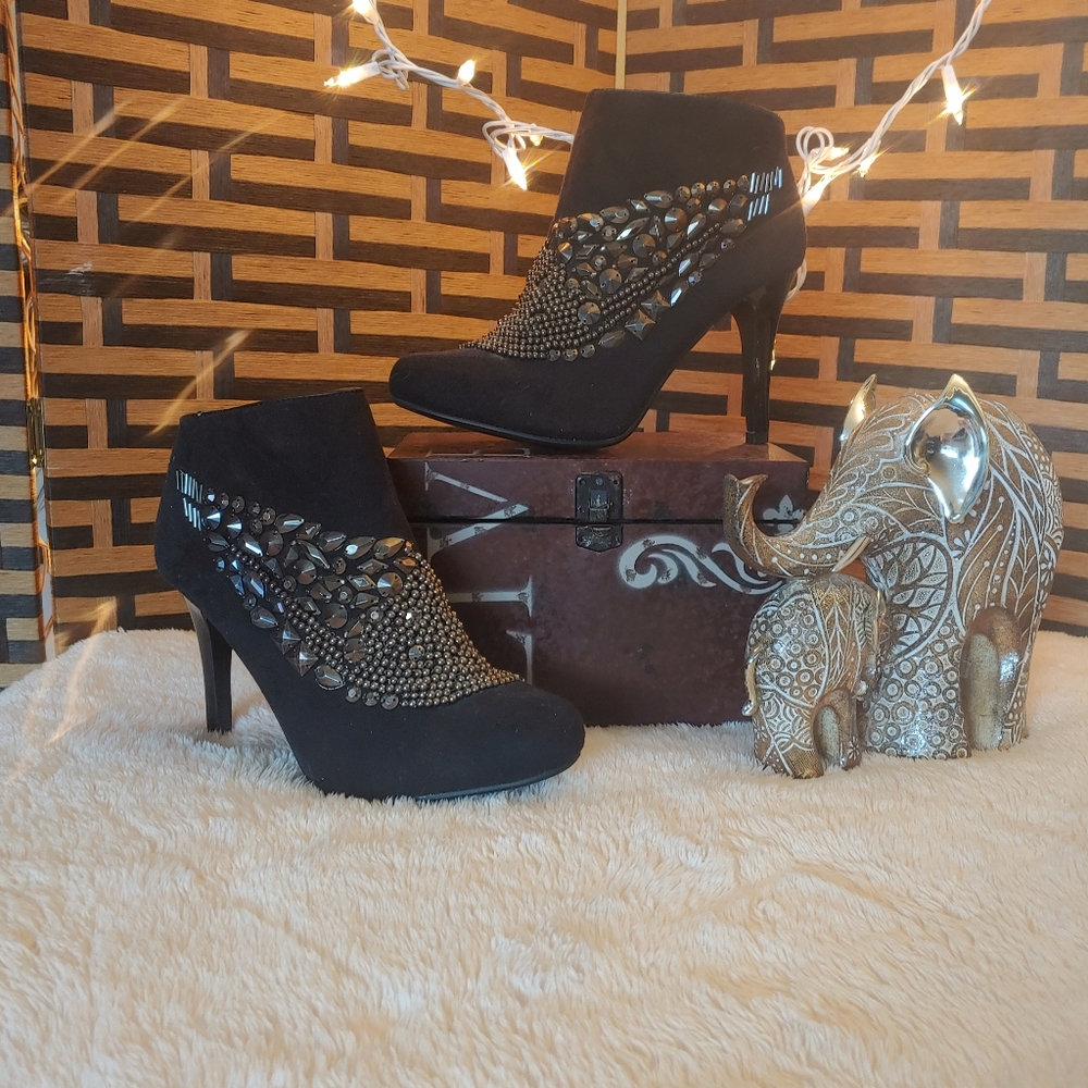 NWOT Suede Studded Stiletto Boots - Picture 12 of 13